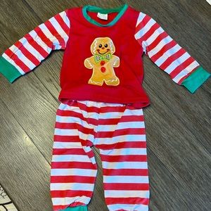 0006 gingerbread Christmas nightie 3-6m